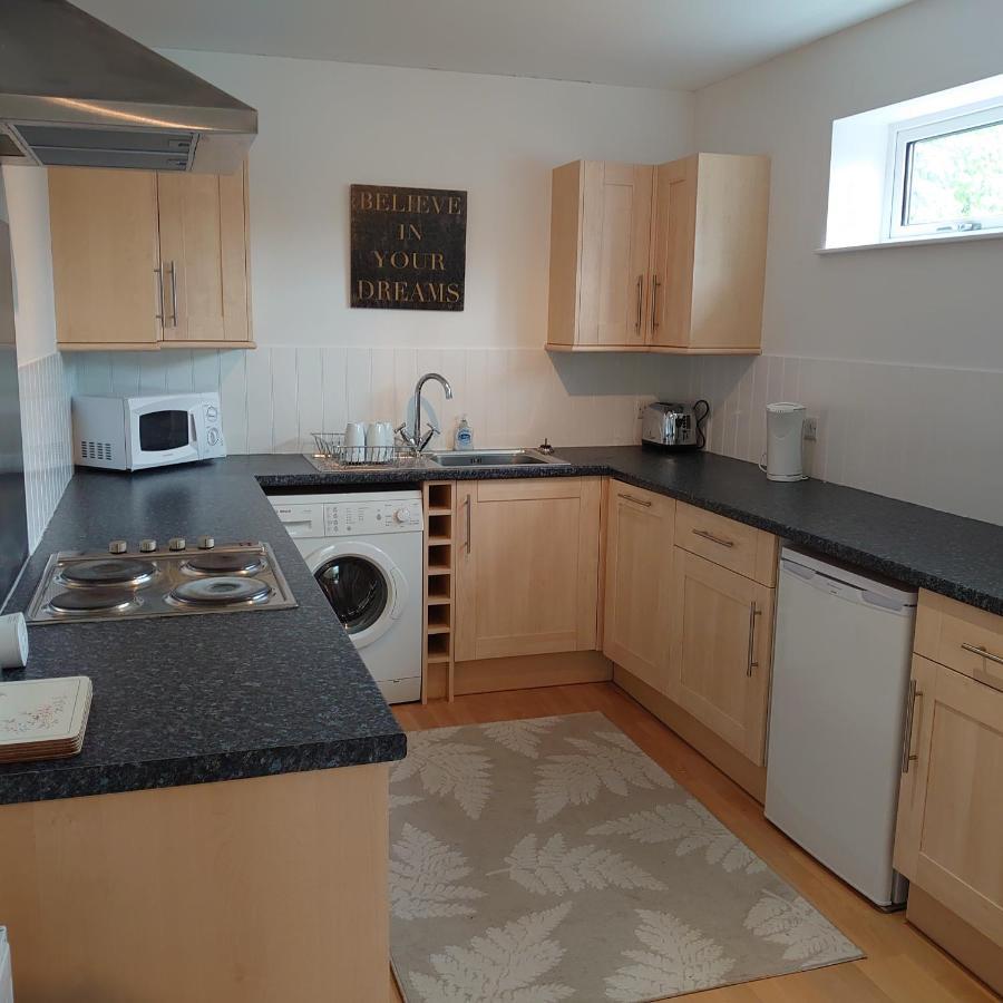Annexe In Cherhill, Opposite Cherhill White Horse Екстериор снимка